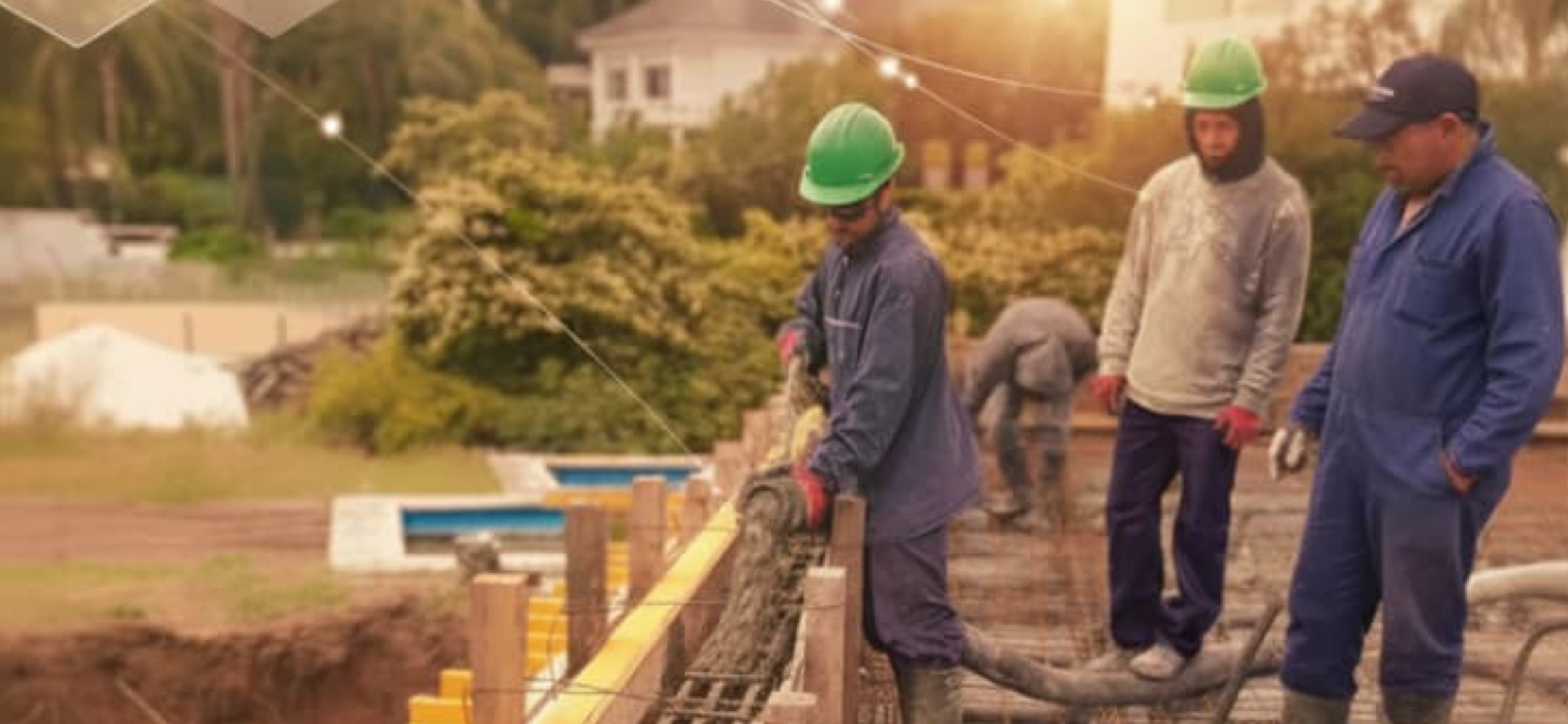 Equipos de seguridad y uniformes